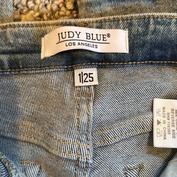 Brand new Judy Blue Skinny Jeans - Picture 2 of 6
